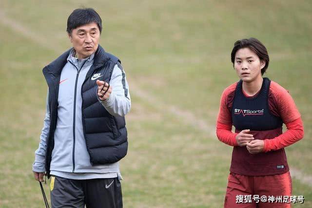 赵长鹏的奢华生活背后：从监狱到富豪的转变